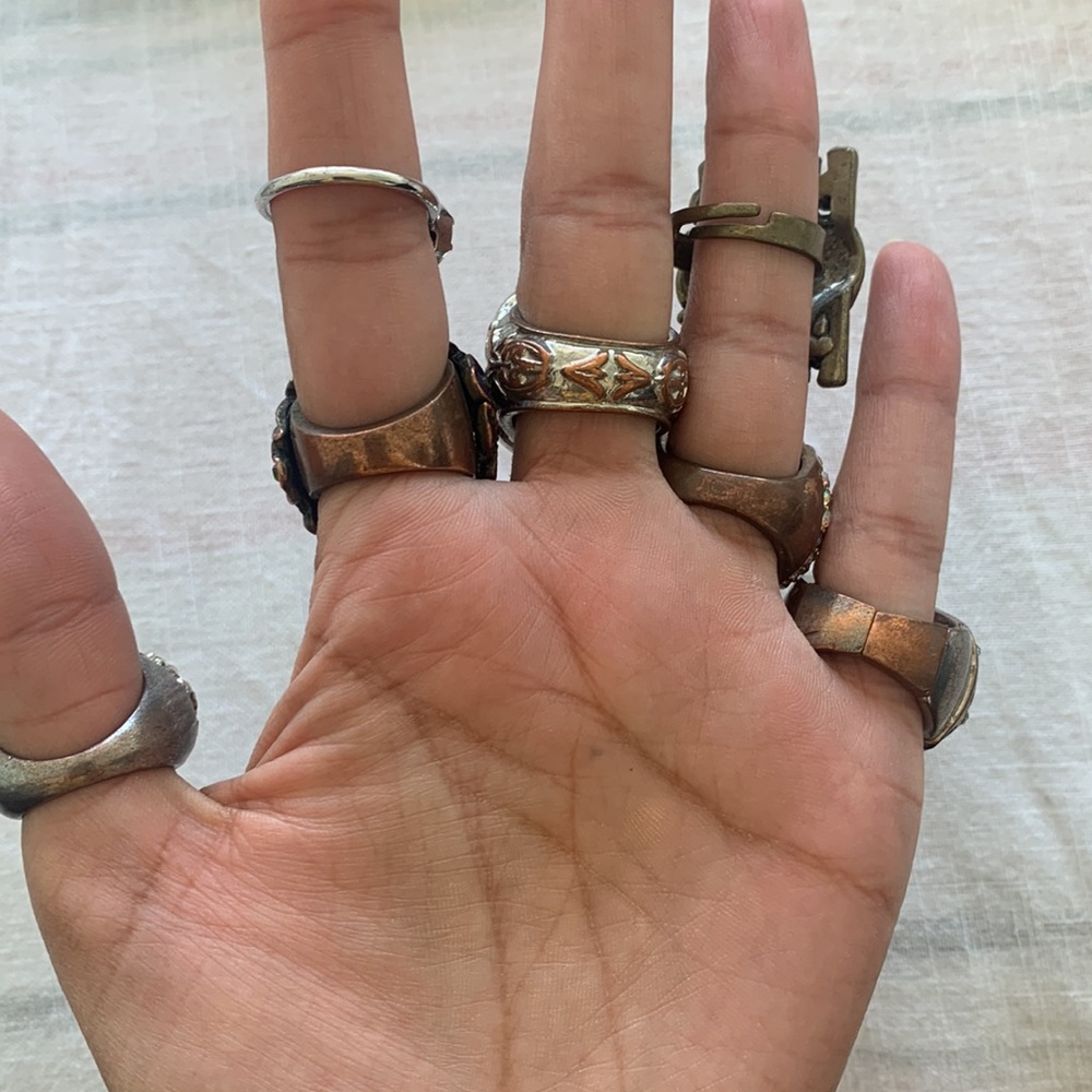 Set of Rings - Picture 3 of 3